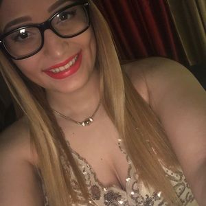 Meet your Posher, Coral